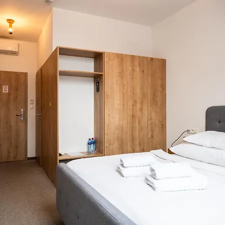 Guest house Elements